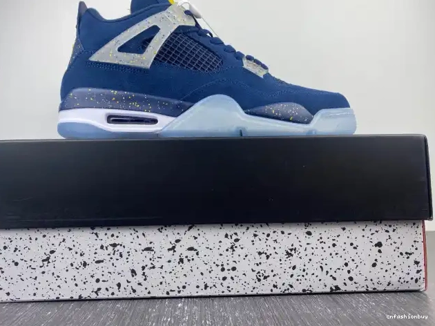 AJ4-1036660 4 Jordan Retro Air (PE) Michigan 0625